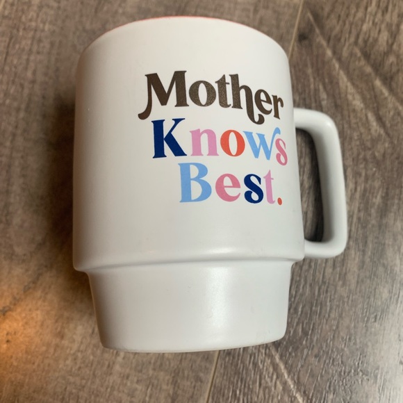Designworks Ink mug mother knows best office mug - Picture 5 of 6